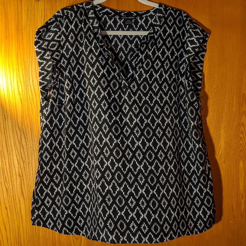 Hilary Bradley Black & White top